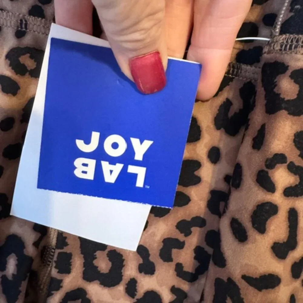 NWT MOISTURE WICKING CASUAL/ATHLETIC/ATHLEISURE LEGGINGS MEDIUM #2 - Picture 7 of 7